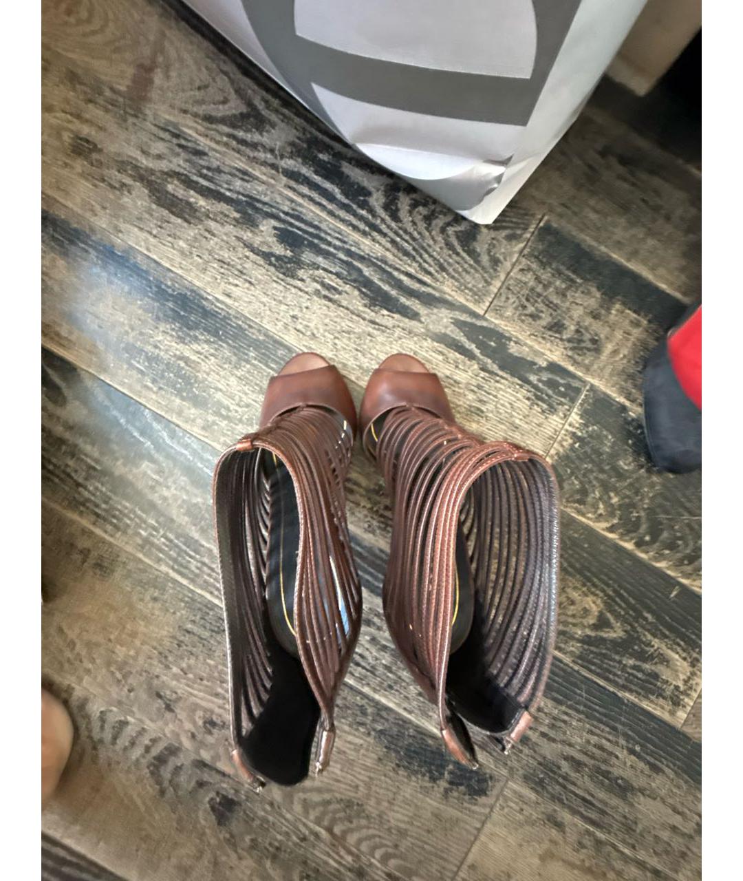 GUCCI Коричневые кожаные туфли, фото 3