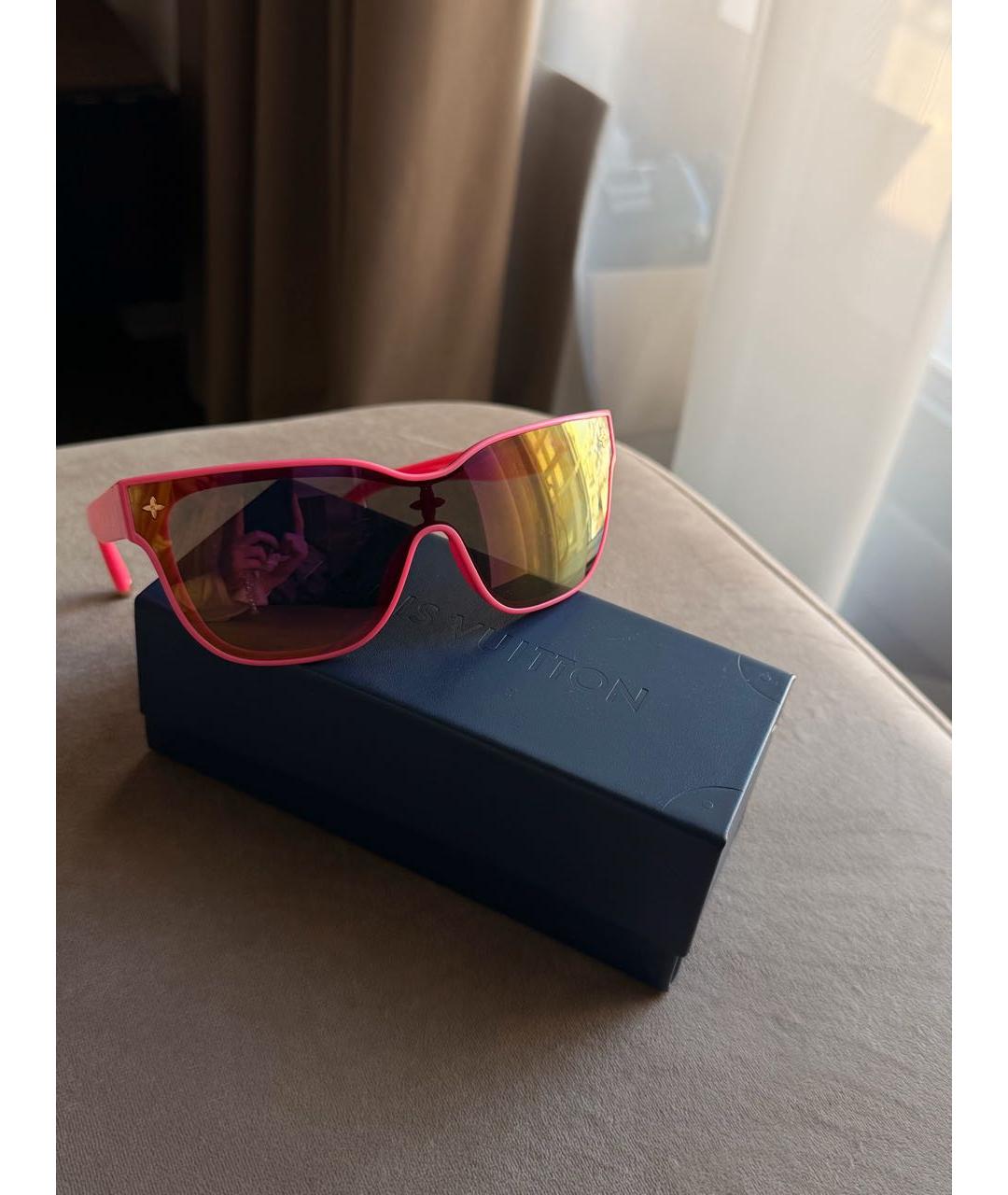 LOUIS VUITTON Розовые пластиковые солнцезащитные очки, фото 6