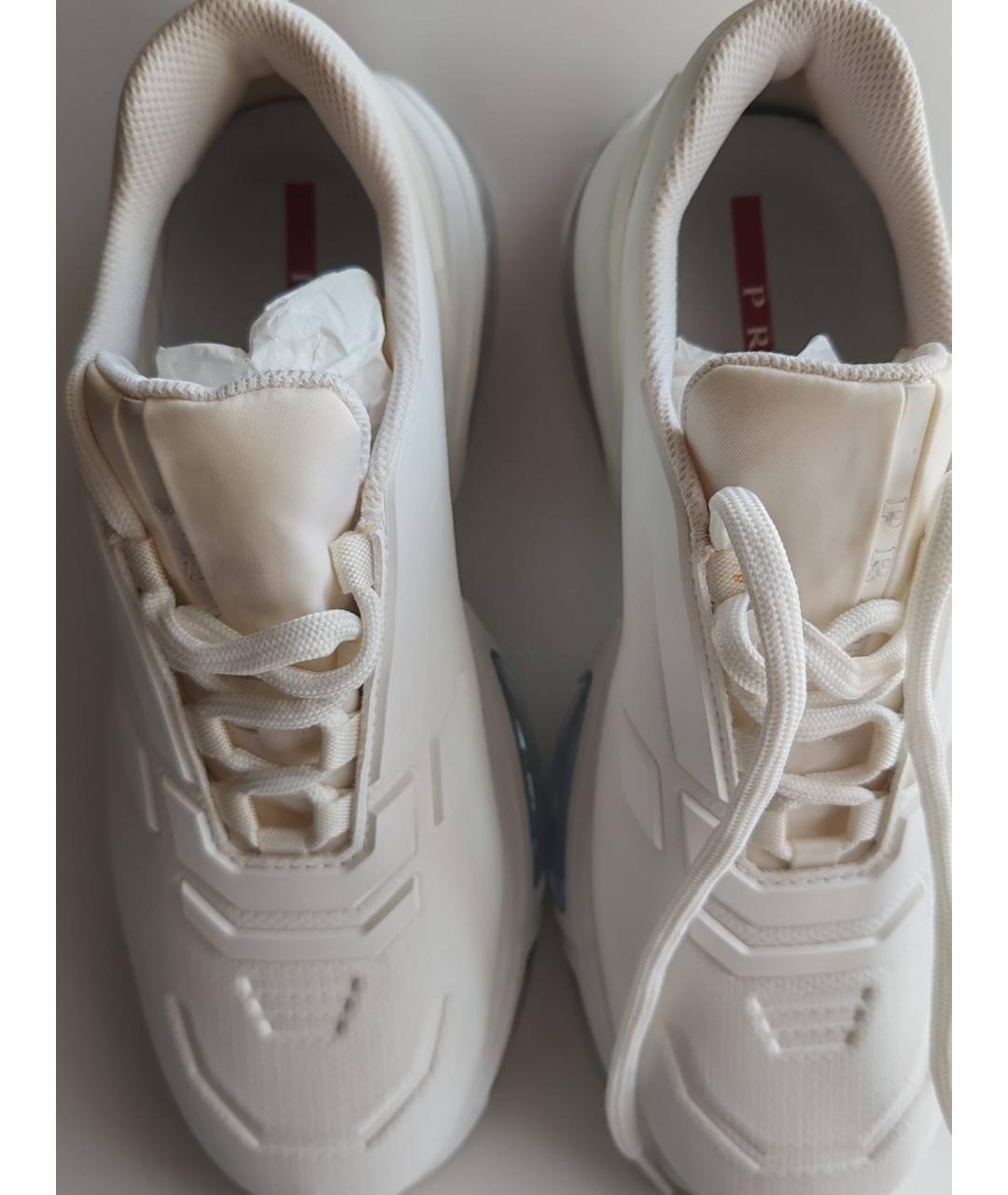 PRADA Белые низкие кроссовки / кеды, фото 3