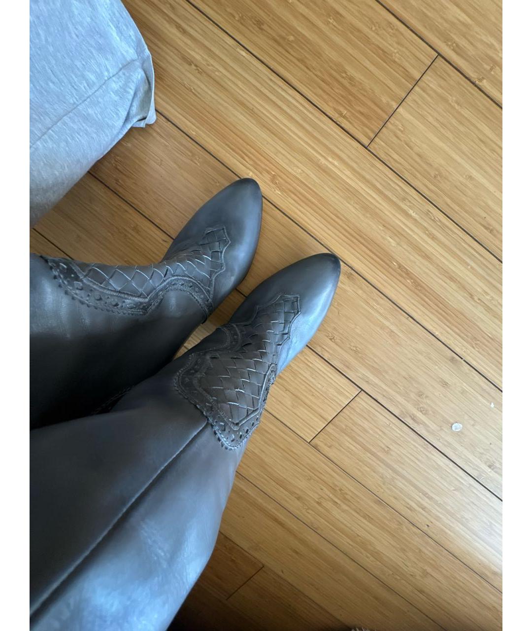 BOTTEGA VENETA Серые кожаные сапоги, фото 8