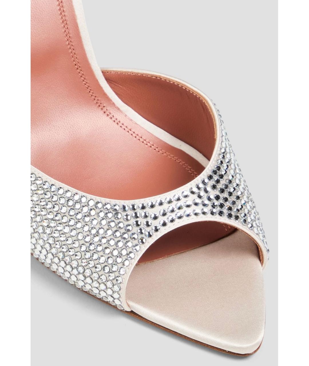 Amina Muaddi Бежевые текстильные мюли, фото 4