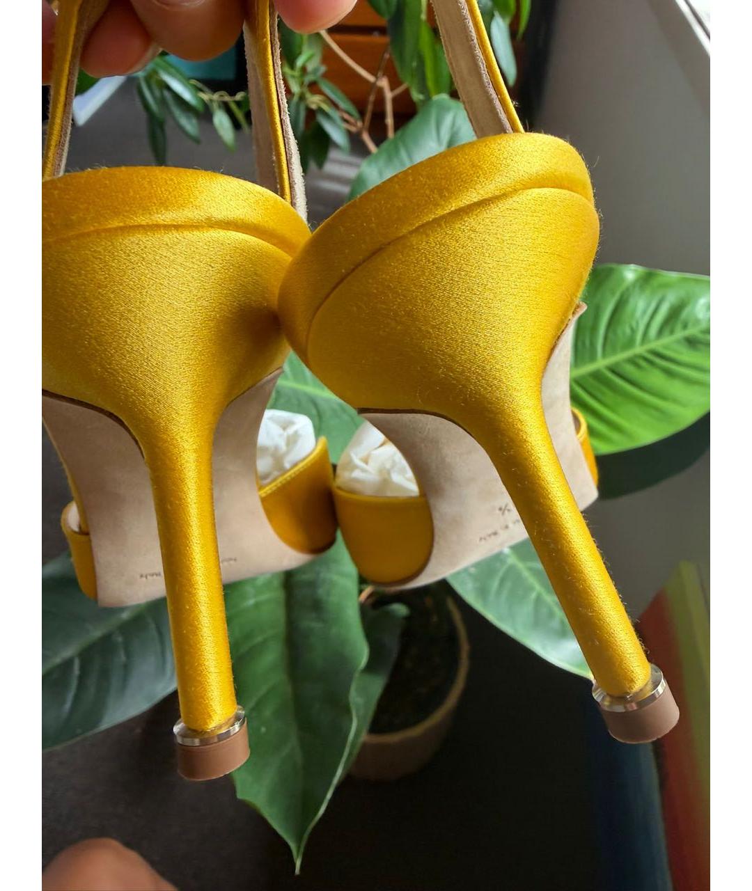 MANOLO BLAHNIK Желтые текстильные туфли, фото 5