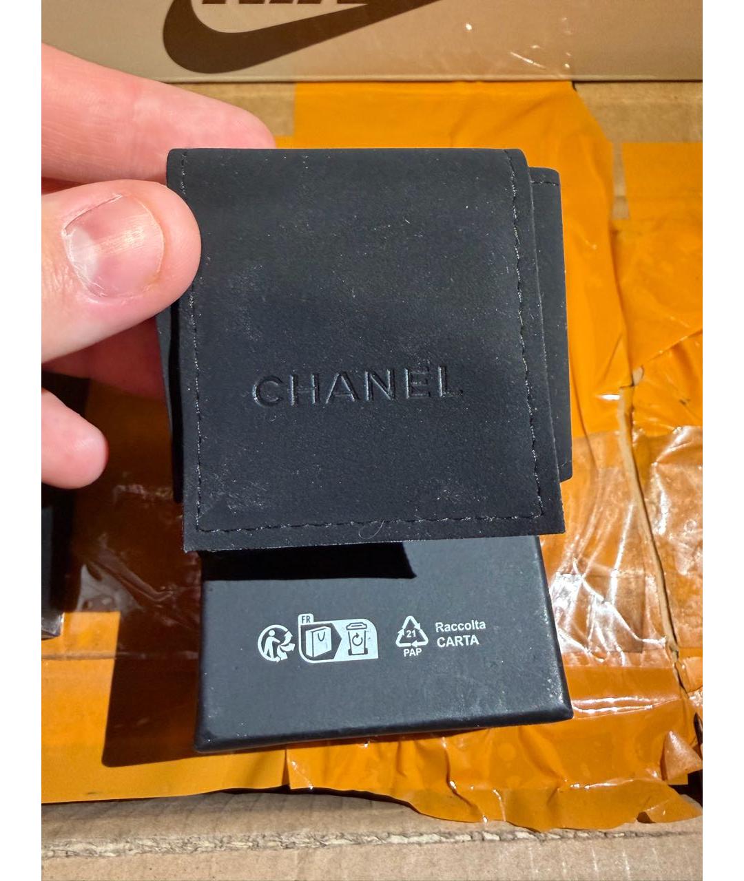 CHANEL Белые серебряные серьги, фото 6