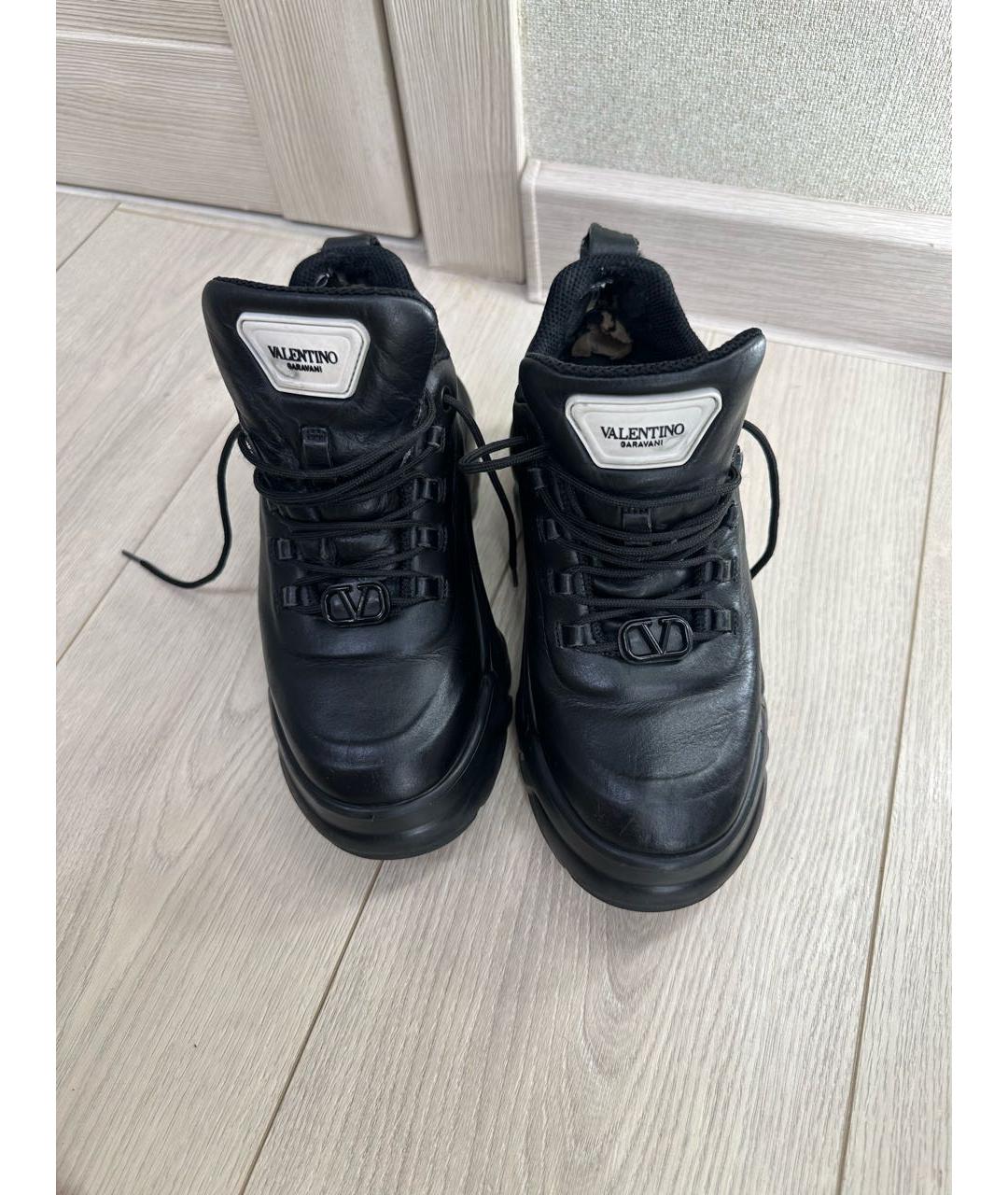 VALENTINO Черные кожаные кроссовки, фото 2