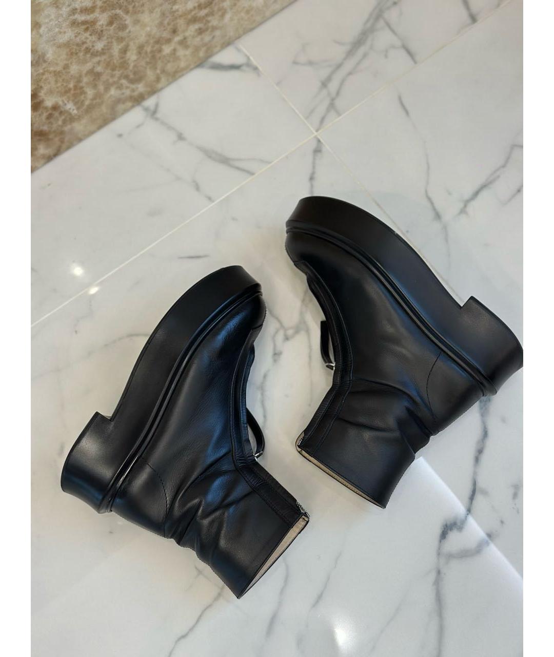THE ROW Черные кожаные ботильоны, фото 3