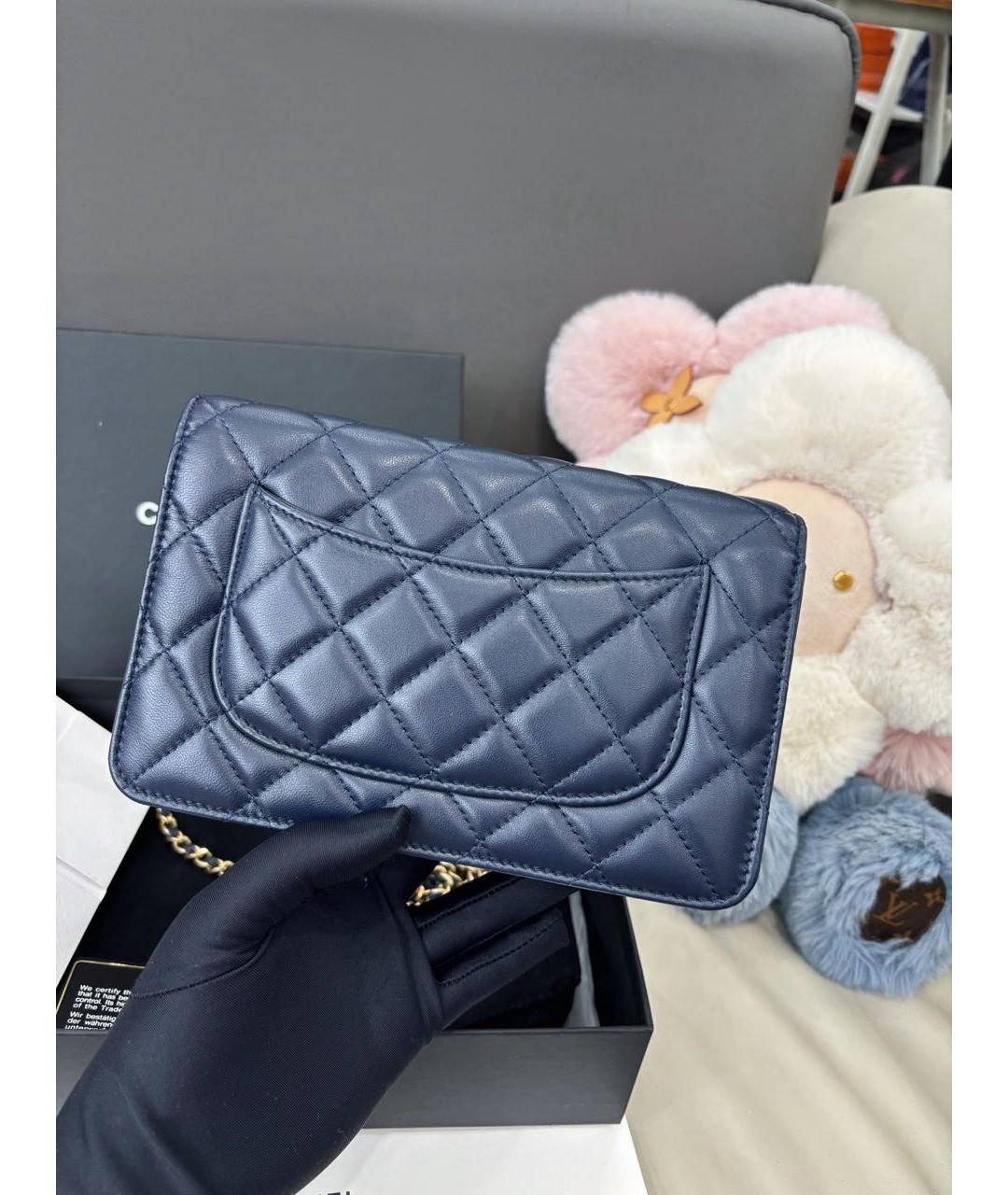 CHANEL Темно-синяя кожаная сумка через плечо, фото 4