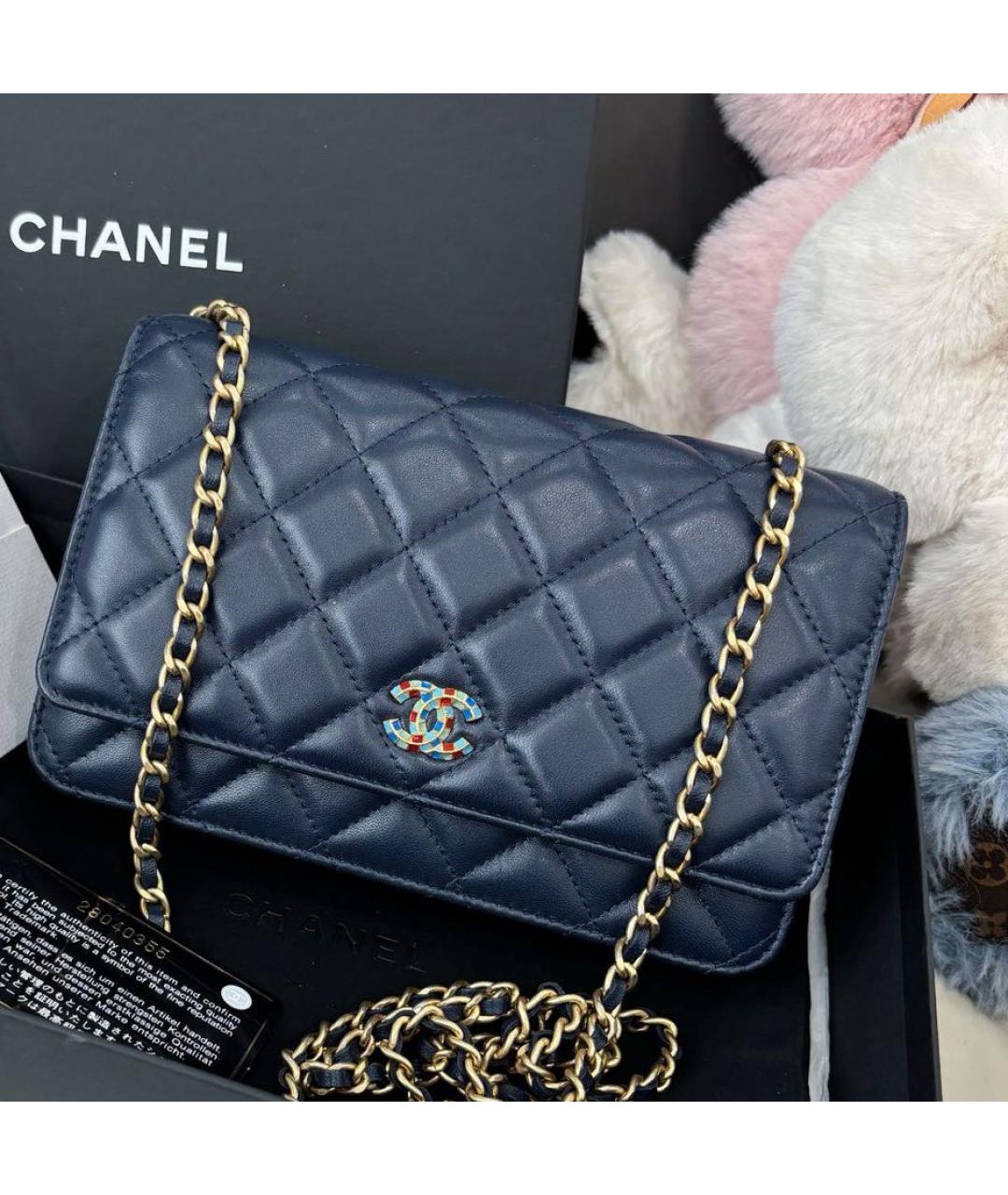 CHANEL Темно-синяя кожаная сумка через плечо, фото 2