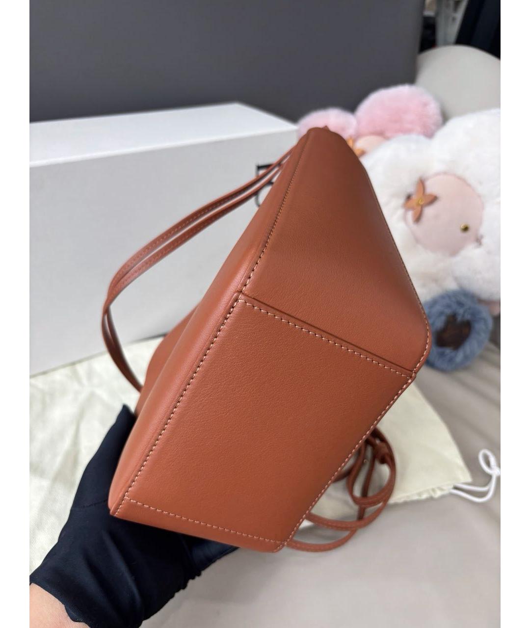 LOEWE Коричневая кожаная сумка с короткими ручками, фото 5