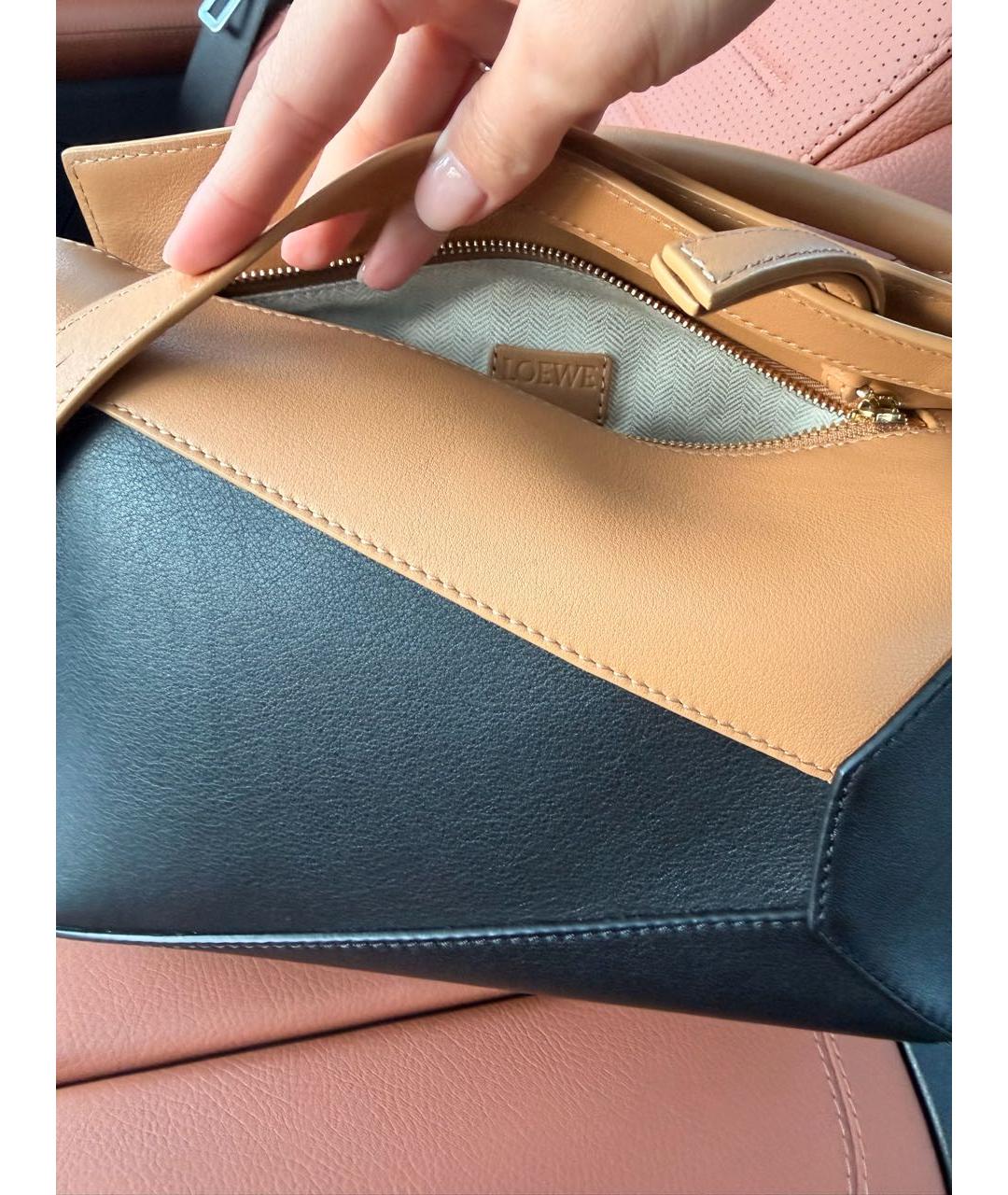 LOEWE Черная кожаная сумка с короткими ручками, фото 2