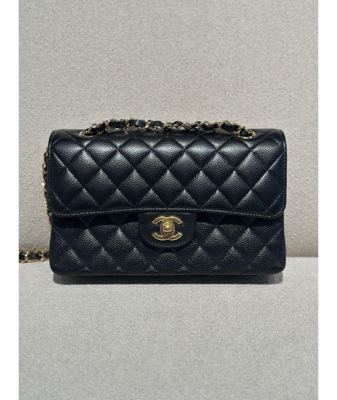 CHANEL Черная кожаная сумка через плечо, фото 2
