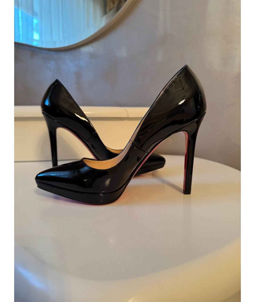 CHRISTIAN LOUBOUTIN Черные туфли из лакированной кожи, фото 3