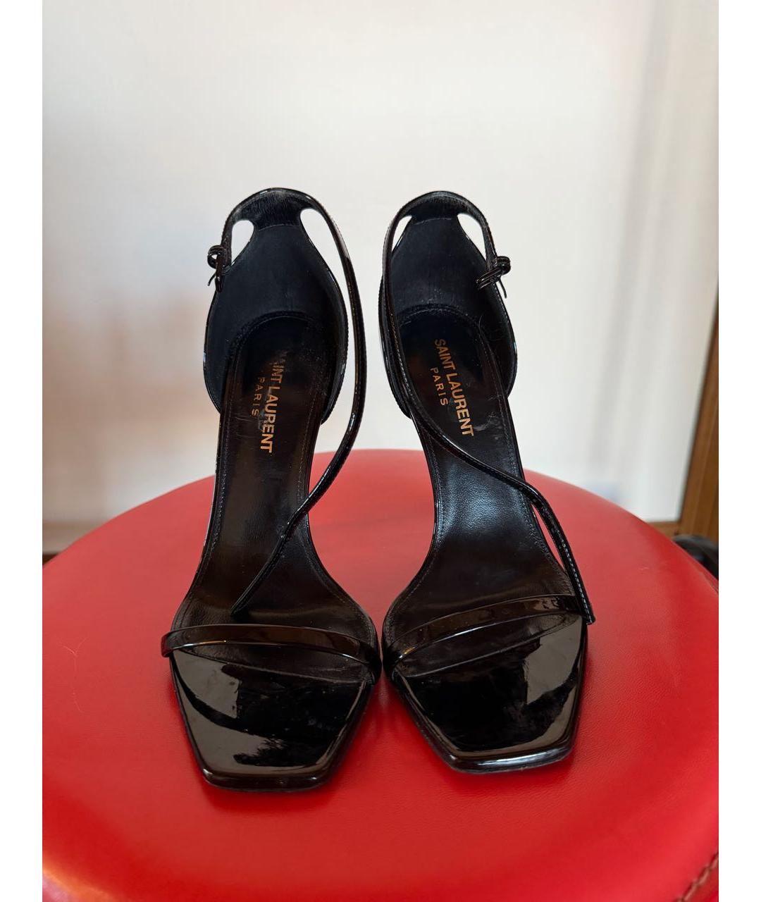 SAINT LAURENT Черные босоножки из лакированной кожи, фото 2