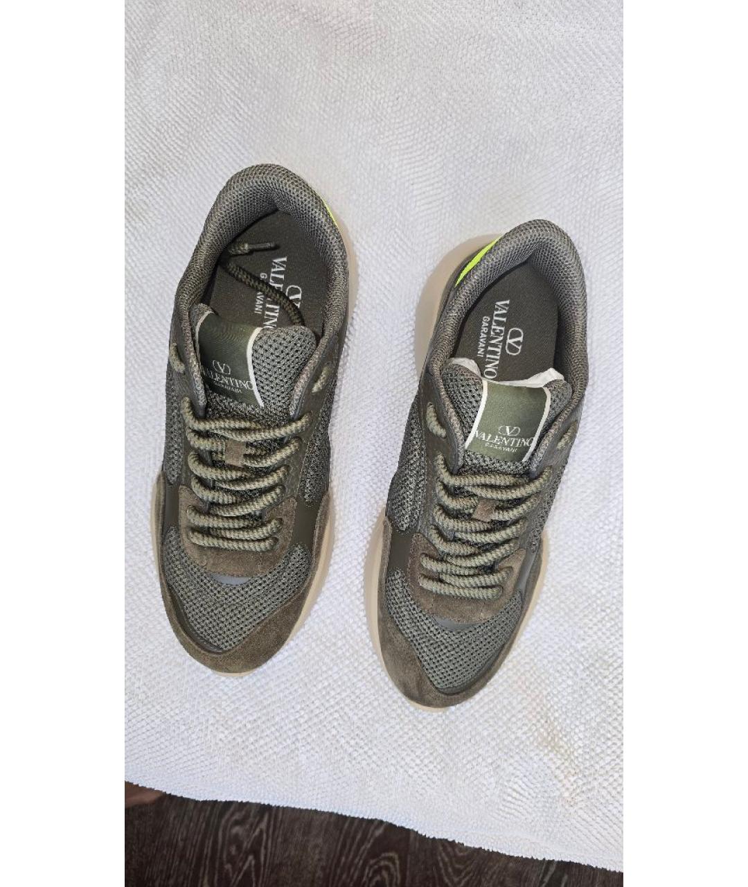 VALENTINO Хаки замшевые низкие кроссовки / кеды, фото 3