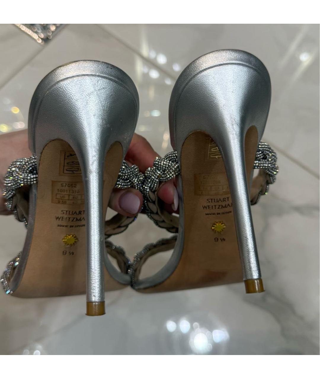 STUART WEITZMAN Серебряные кожаные мюли, фото 6