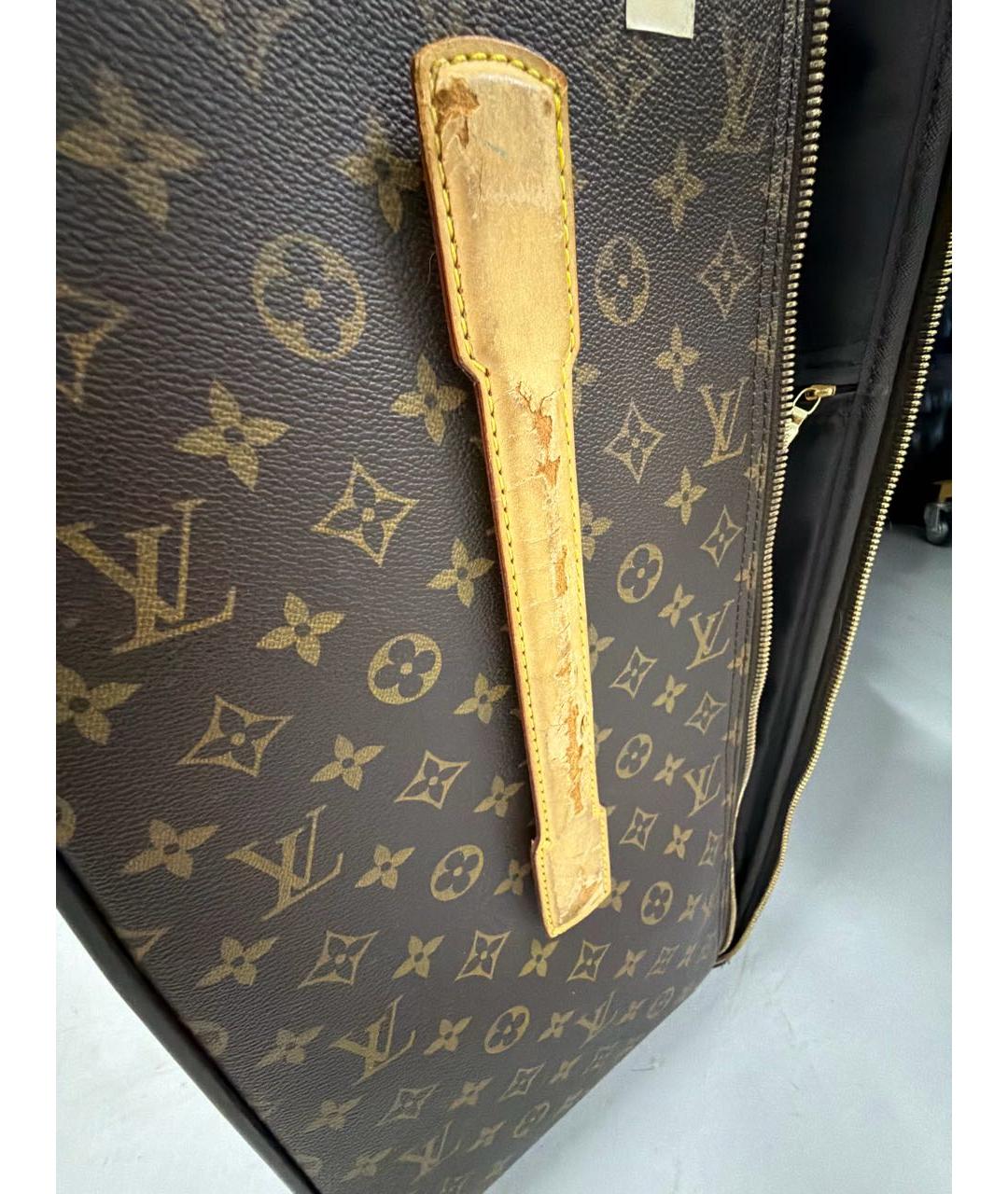 LOUIS VUITTON Коричневый чемодан, фото 6