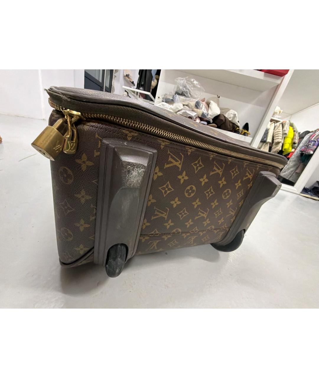 LOUIS VUITTON Коричневый чемодан, фото 3