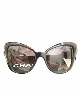 CHANEL Солнцезащитные очки