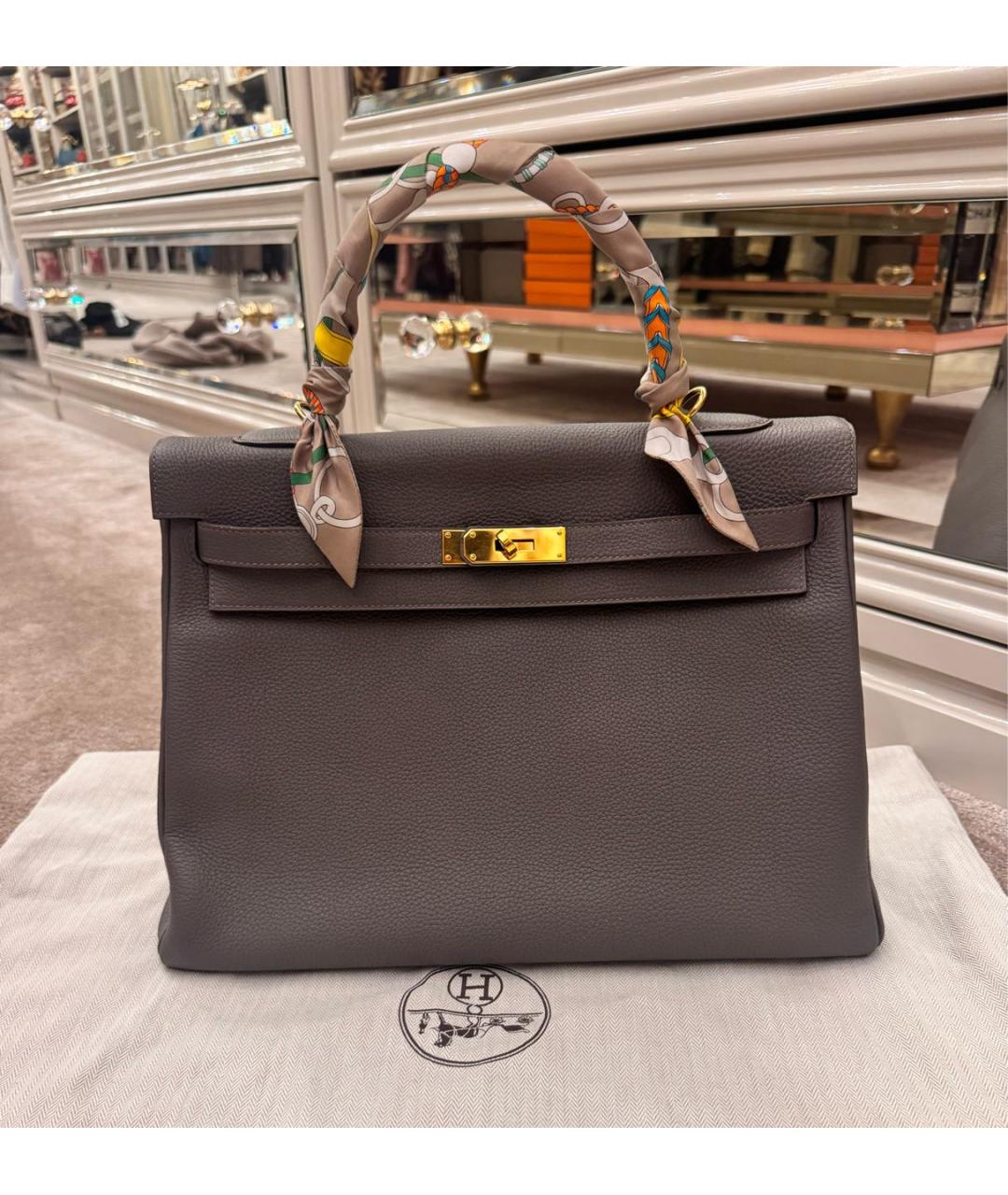 HERMES Антрацитовая кожаная сумка с короткими ручками, фото 6