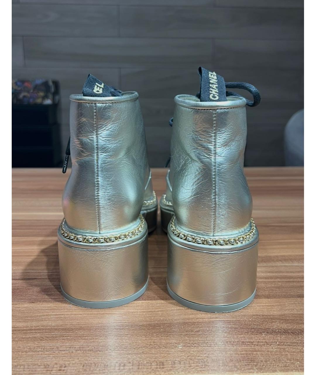 CHANEL Золотые кожаные брогги и оксфорды, фото 5