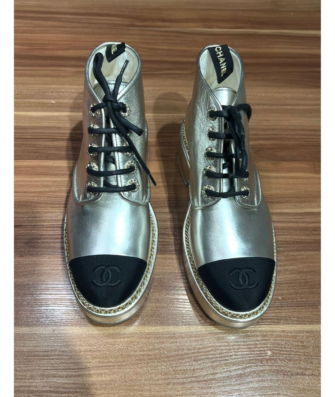 CHANEL Золотые кожаные брогги и оксфорды, фото 2