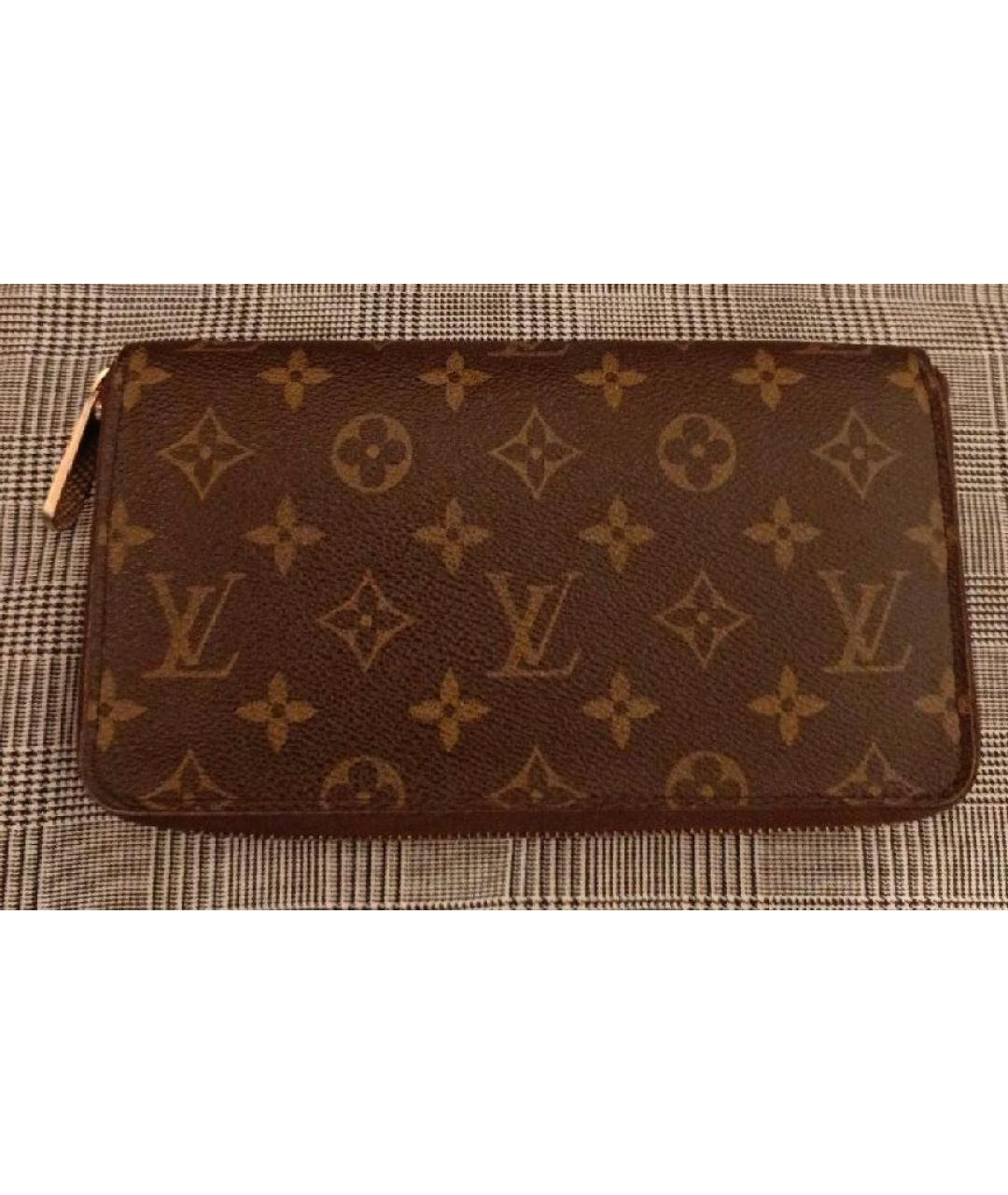 LOUIS VUITTON Коричневый кошелек, фото 2