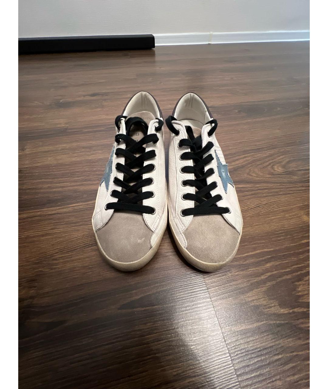 GOLDEN GOOSE DELUXE BRAND Белые кожаные низкие кроссовки / кеды, фото 2