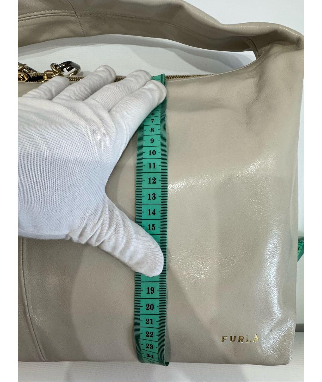 FURLA Бежевая кожаная сумка с короткими ручками, фото 6