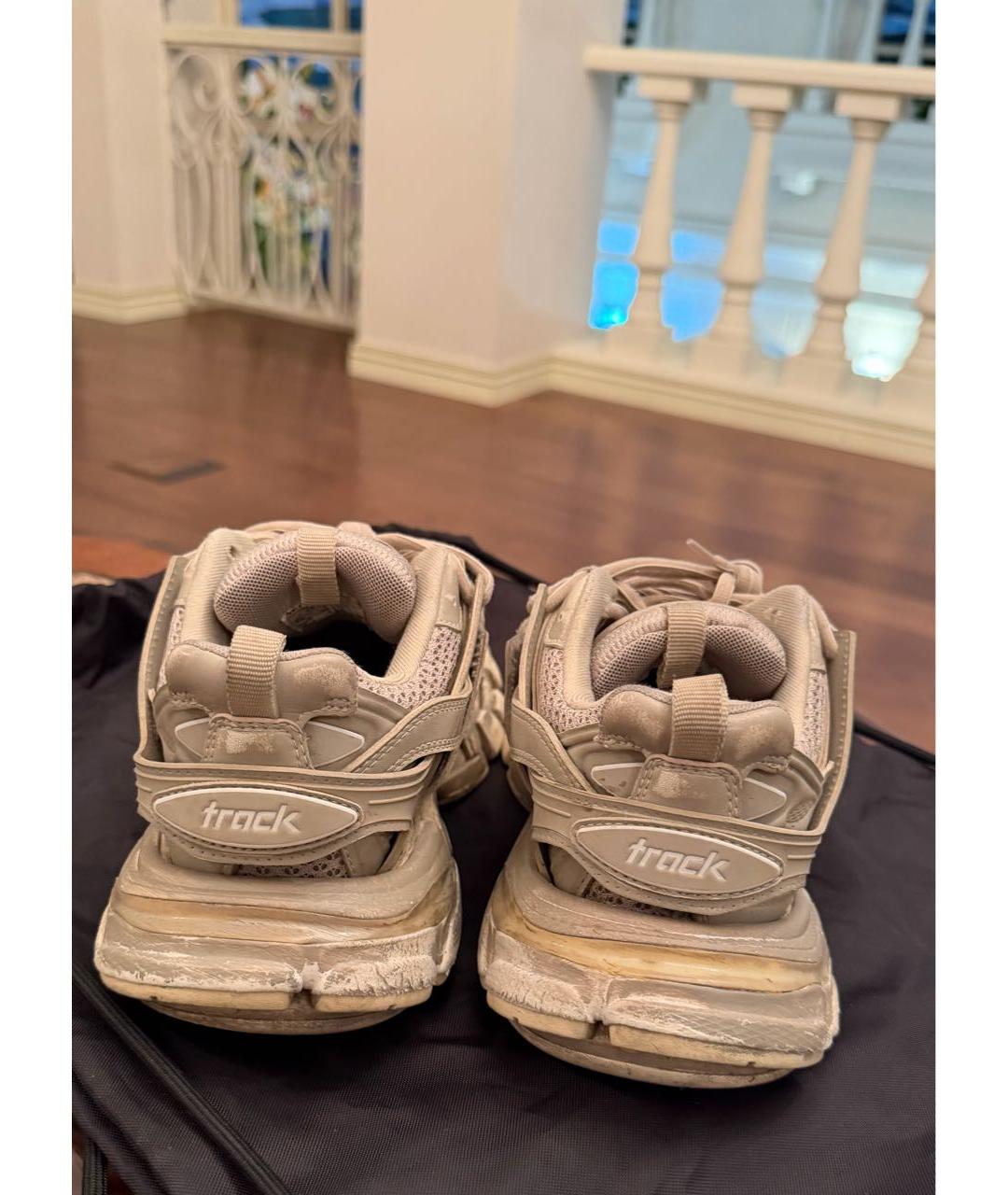 BALENCIAGA Бежевые кожаные кроссовки, фото 3