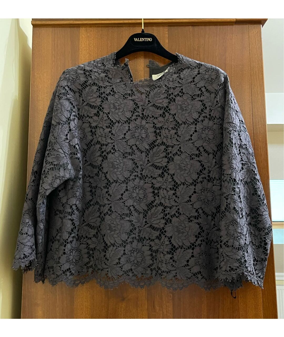 VALENTINO Серая кружевная рубашка, фото 5