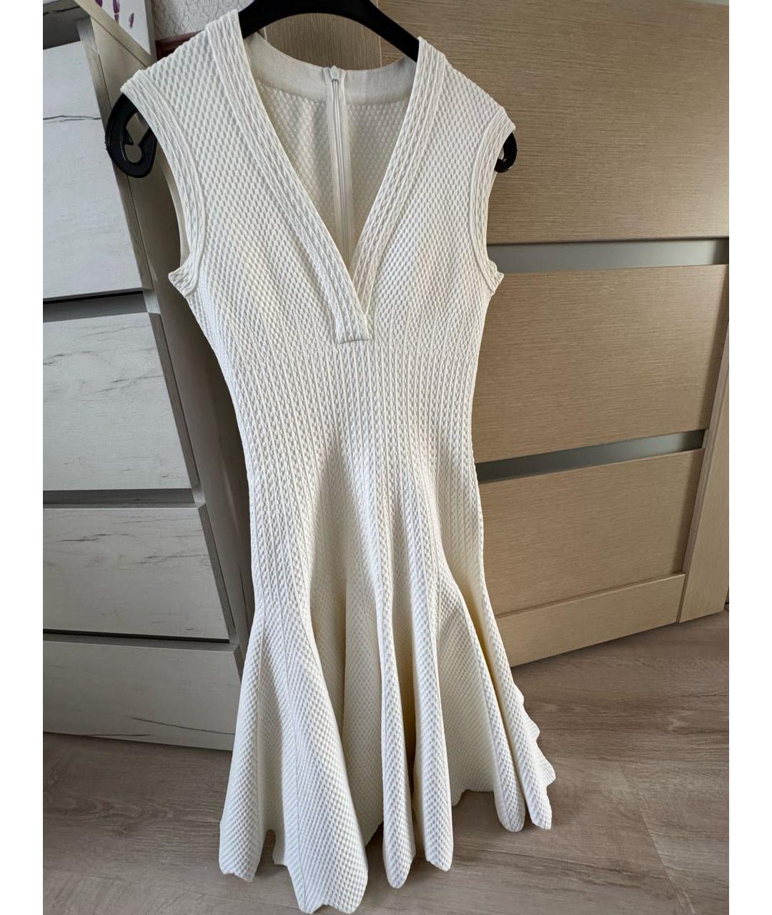 ALAIA Белое вискозное повседневное платье, фото 6