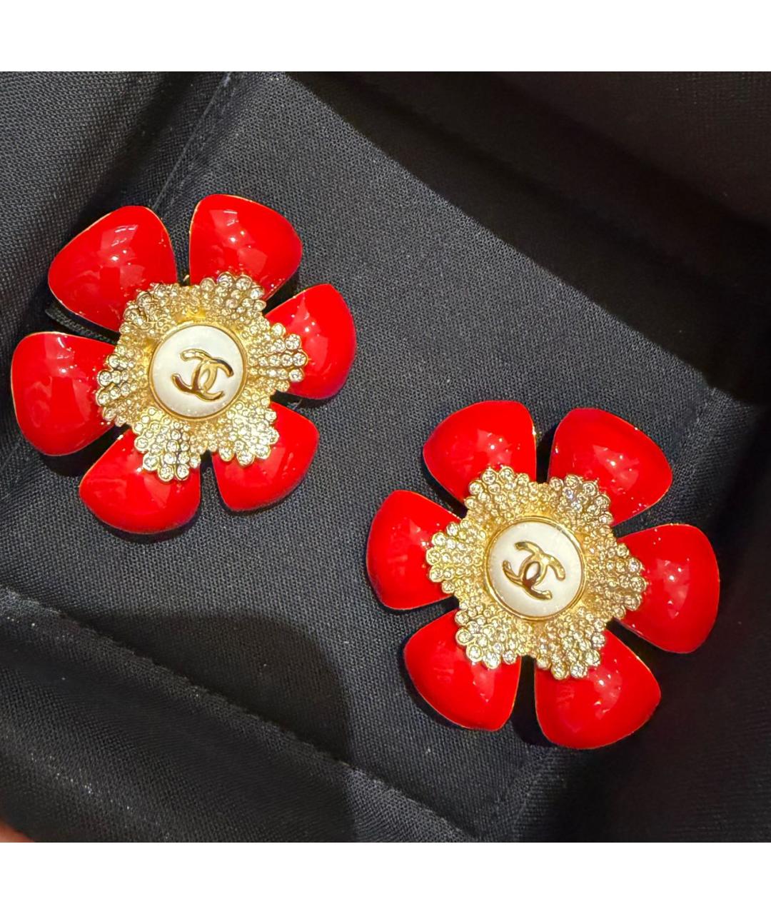 CHANEL Красные металлические клипсы, фото 5