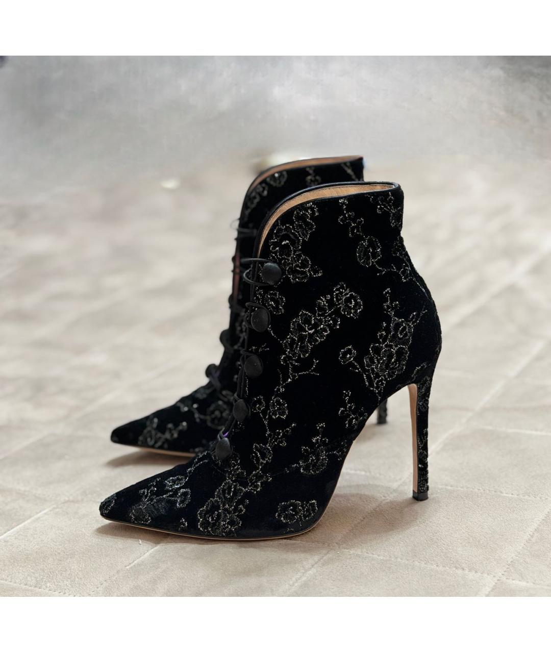 GIANVITO ROSSI Черные бархатные ботильоны, фото 4