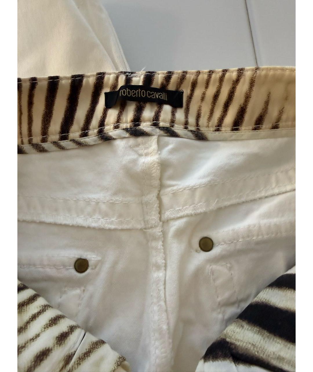 ROBERTO CAVALLI Белые хлопко-эластановые джинсы клеш, фото 3