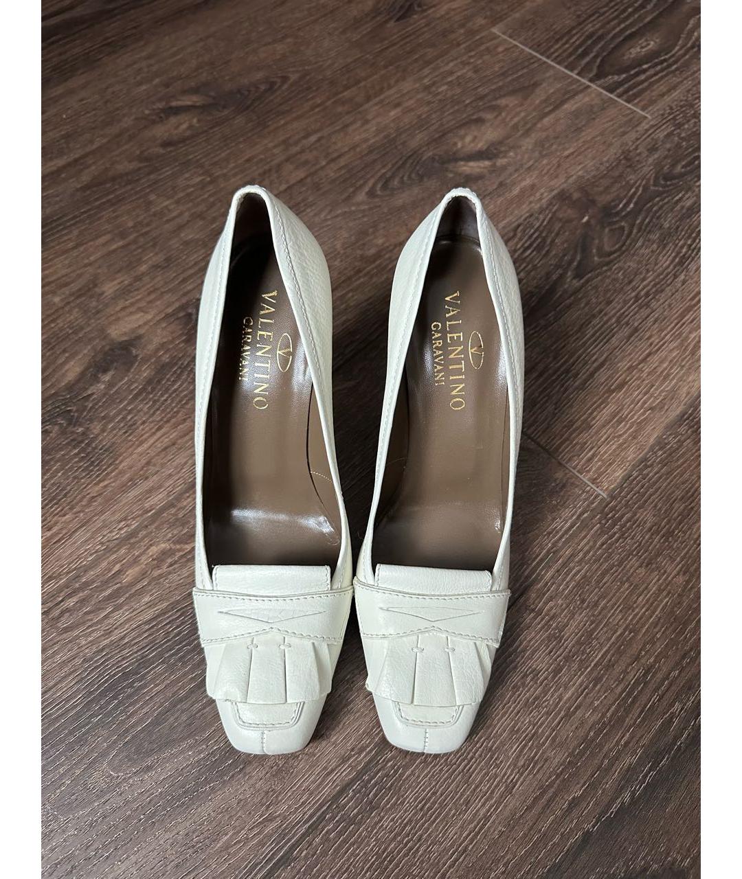 VALENTINO Белые кожаные туфли, фото 2