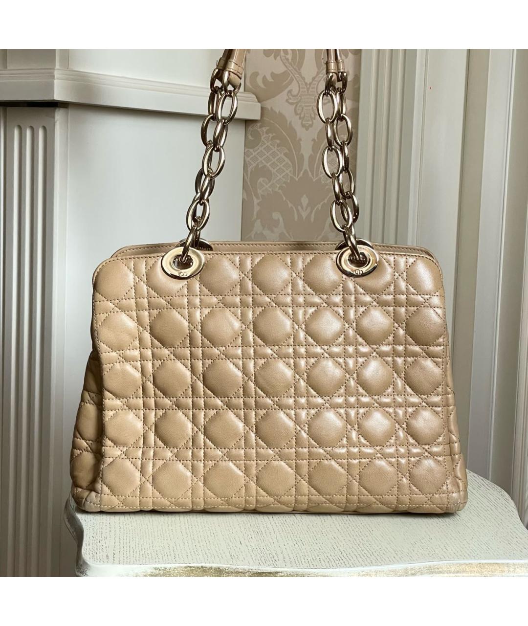 CHRISTIAN DIOR Бежевая кожаная сумка тоут, фото 2