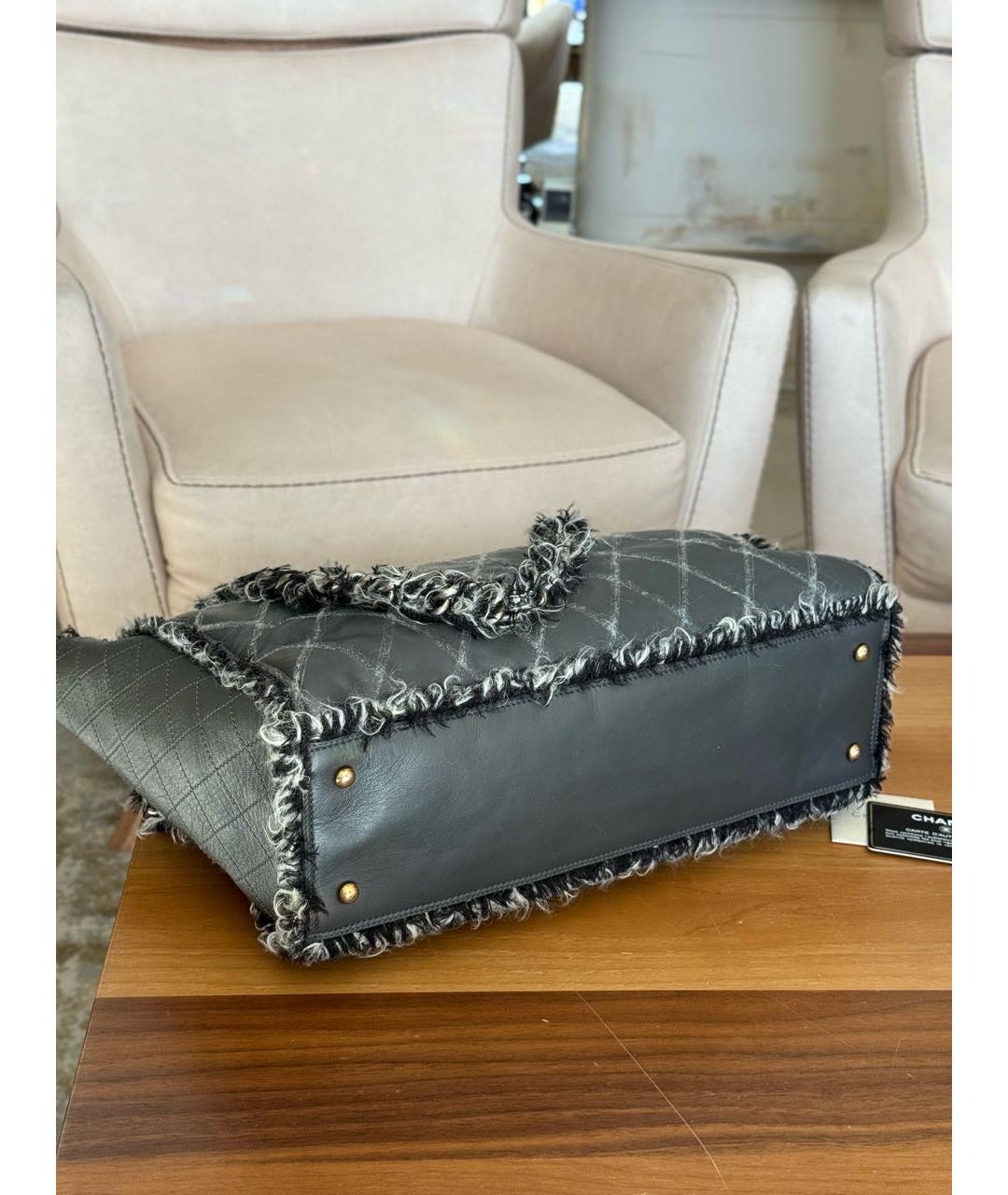 CHANEL Серая кожаная сумка тоут, фото 6