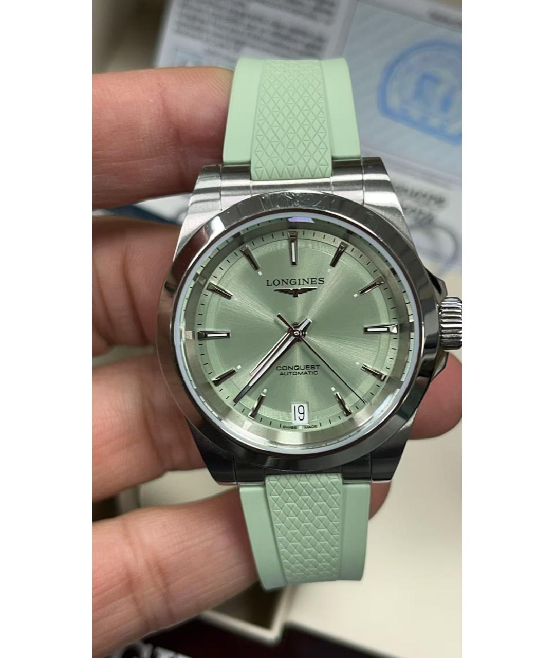 LONGINES Салатовые часы, фото 2