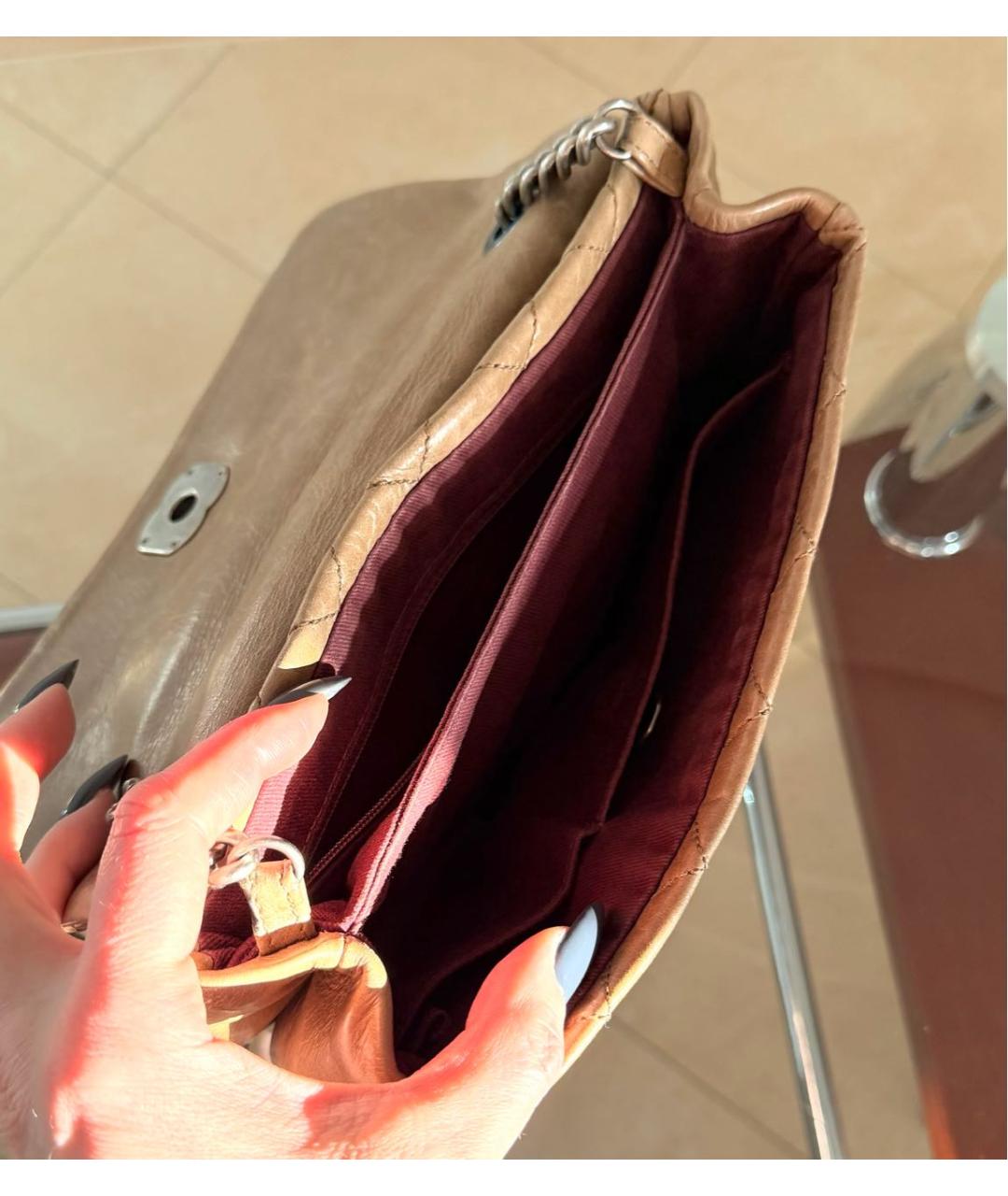 CHANEL Бежевая кожаная сумка через плечо, фото 4