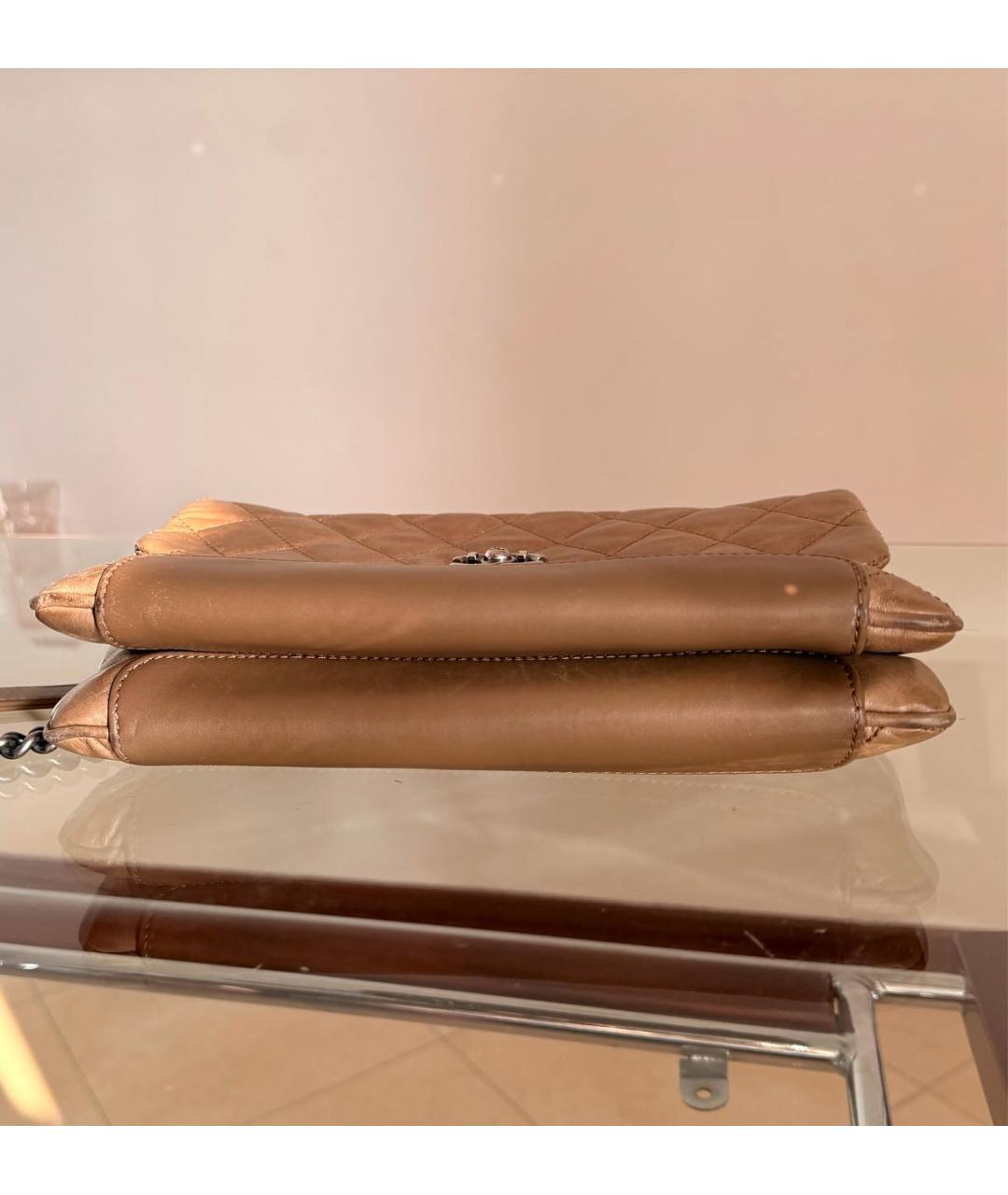 CHANEL Бежевая кожаная сумка через плечо, фото 5