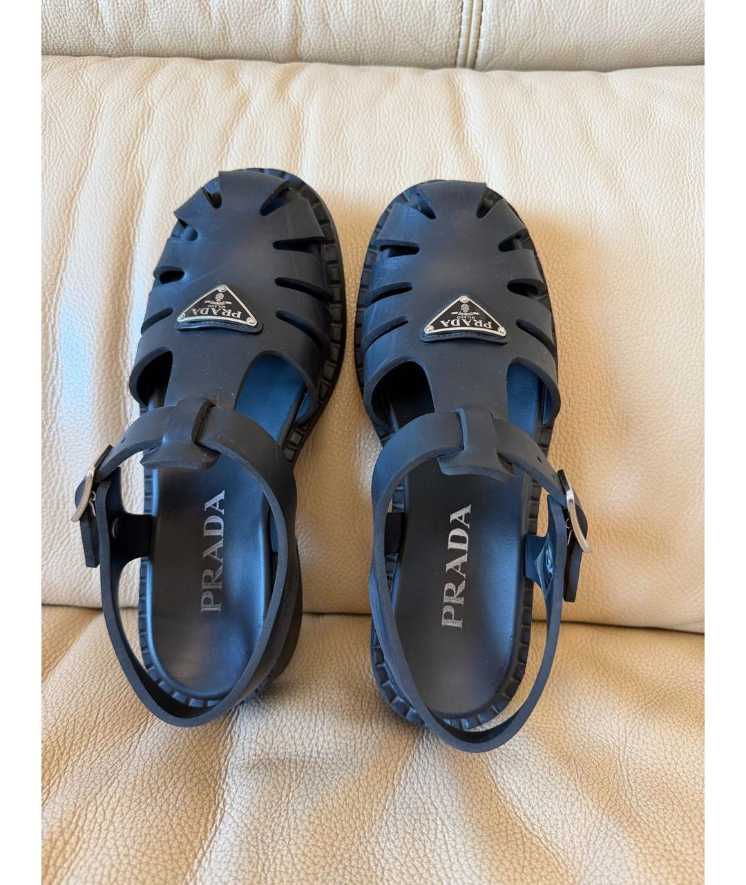 PRADA Черные резиновые сандалии, фото 3