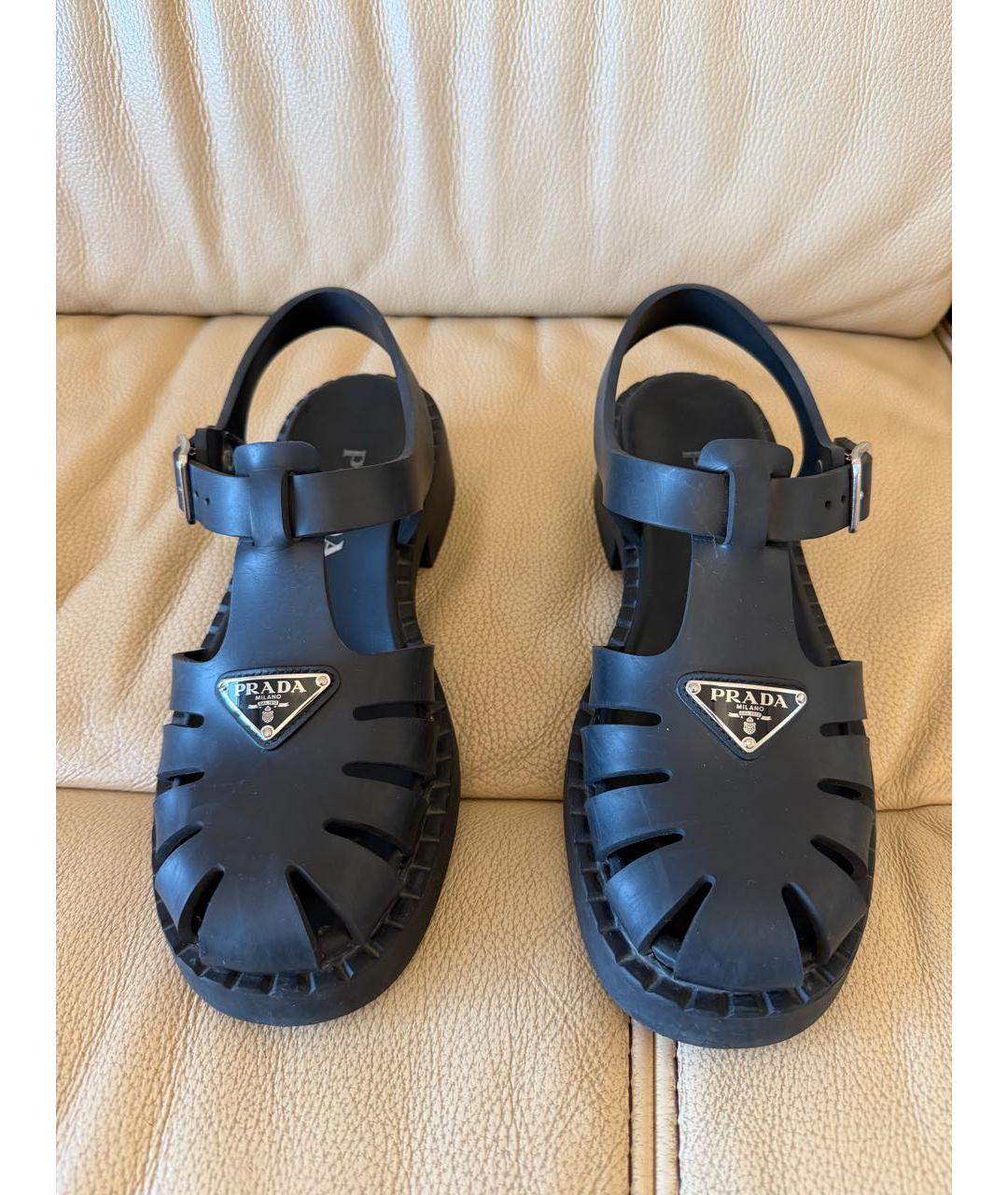 PRADA Черные резиновые сандалии, фото 2