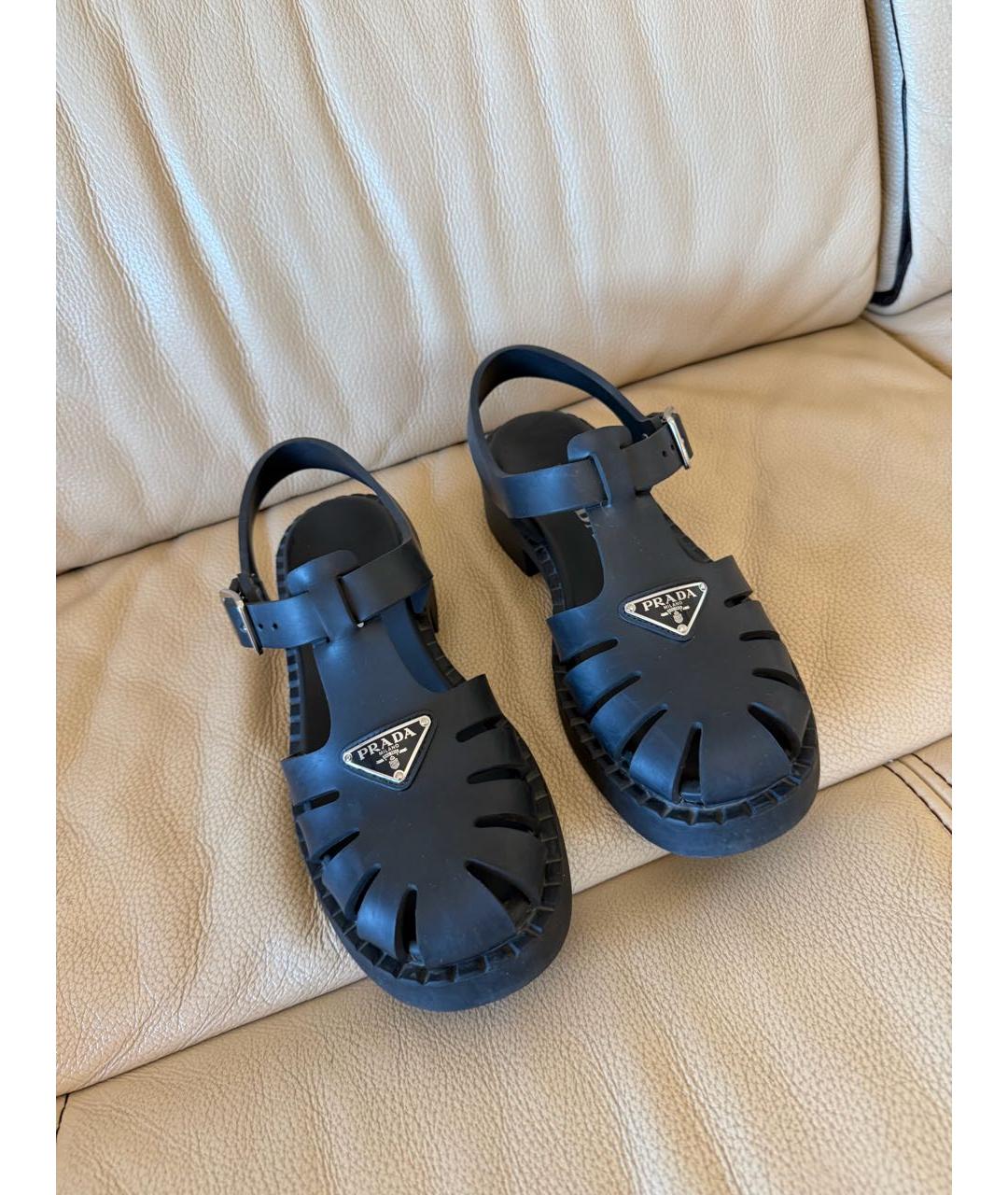 PRADA Черные резиновые сандалии, фото 5