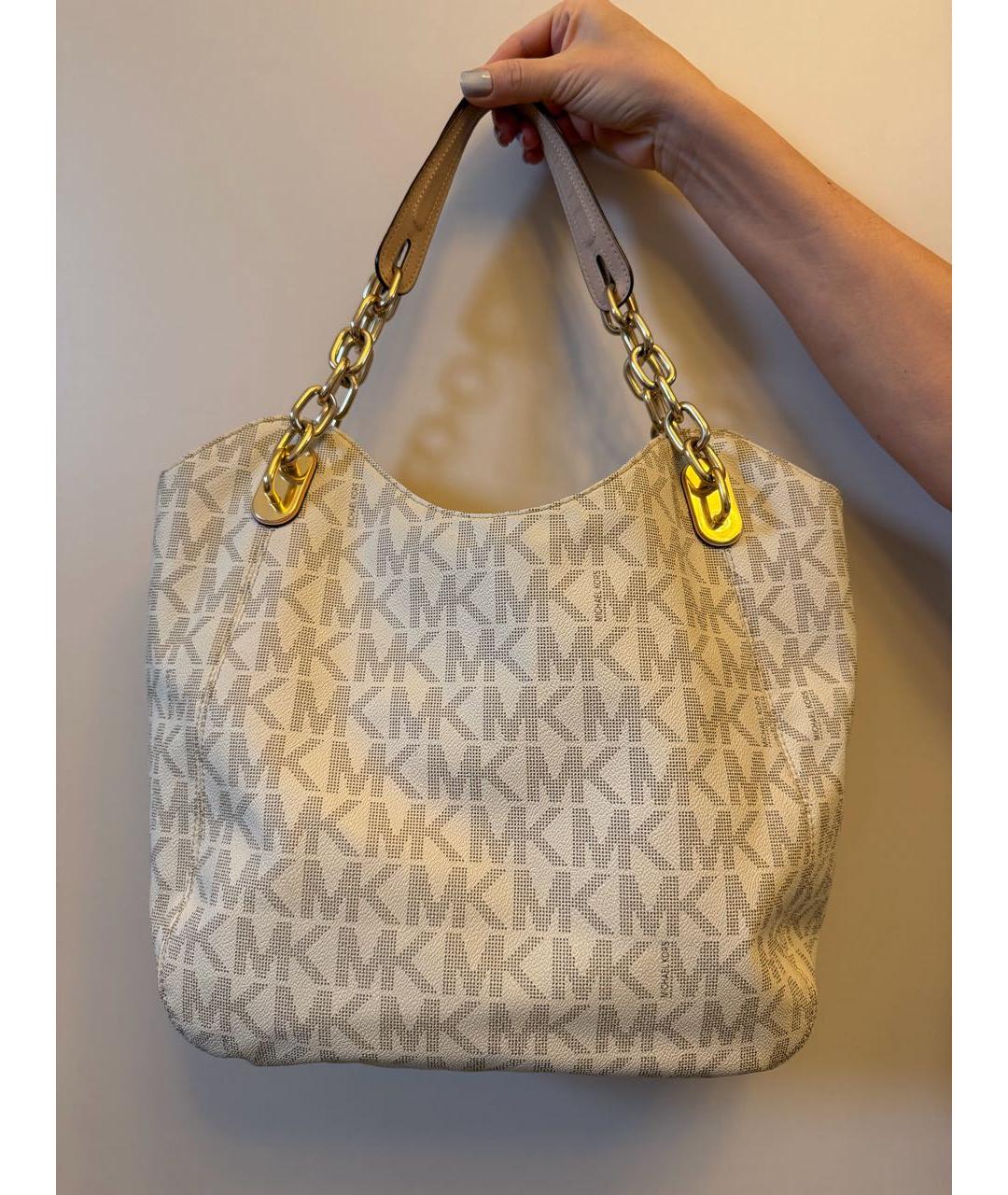 MICHAEL KORS Бежевая кожаная сумка с короткими ручками, фото 7