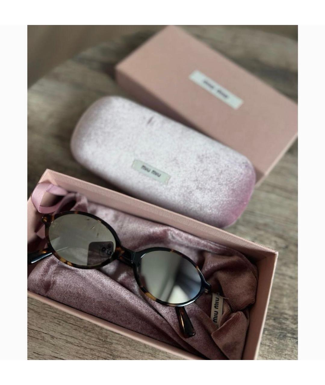 MIU MIU Коричневые пластиковые солнцезащитные очки, фото 4