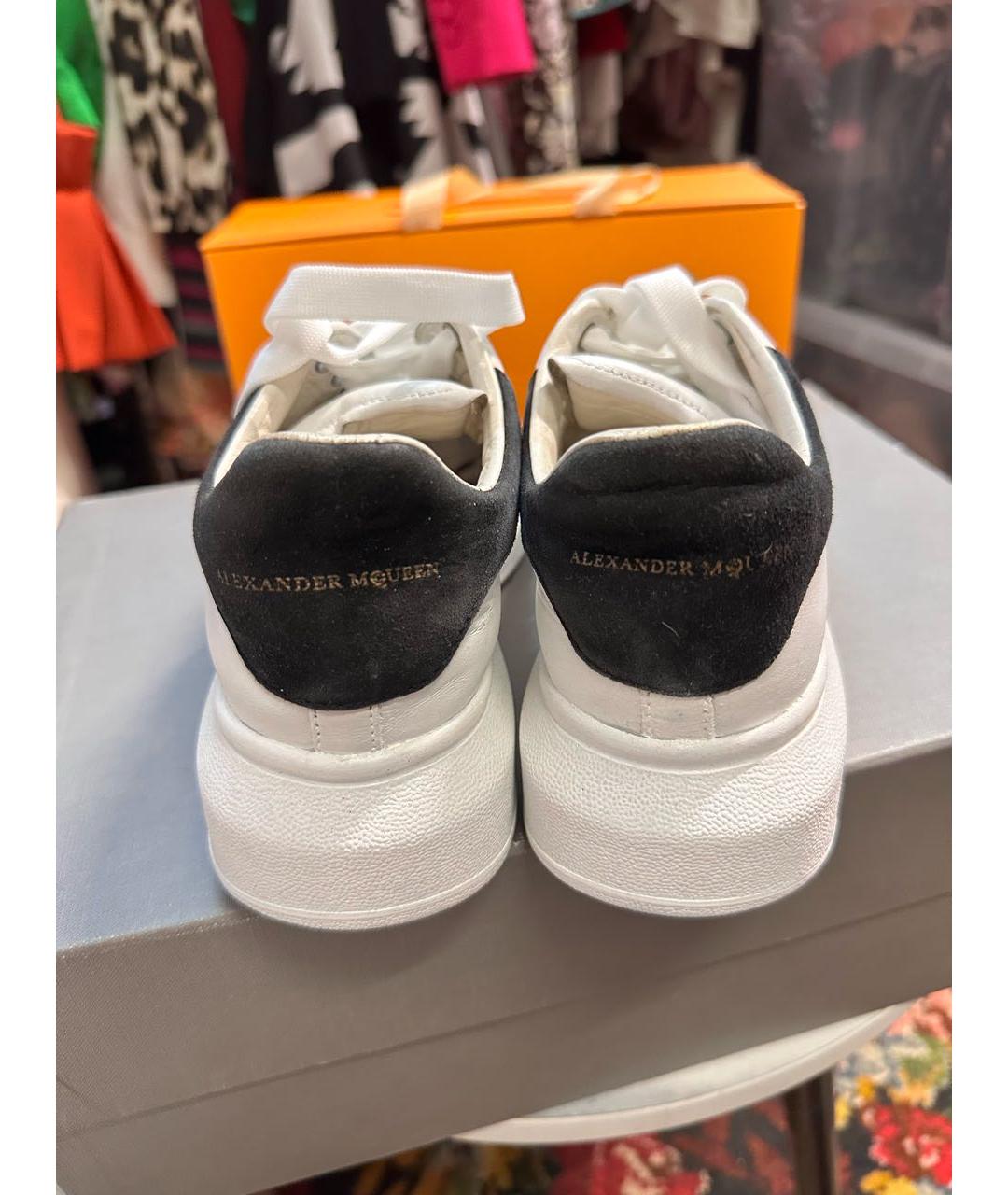 ALEXANDER MCQUEEN Белые кожаные кеды, фото 4