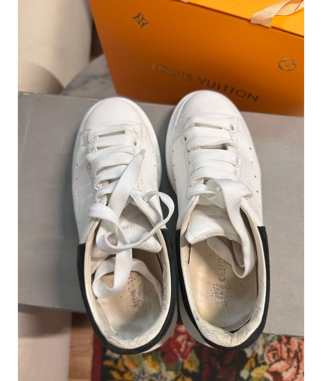 ALEXANDER MCQUEEN Белые кожаные кеды, фото 3