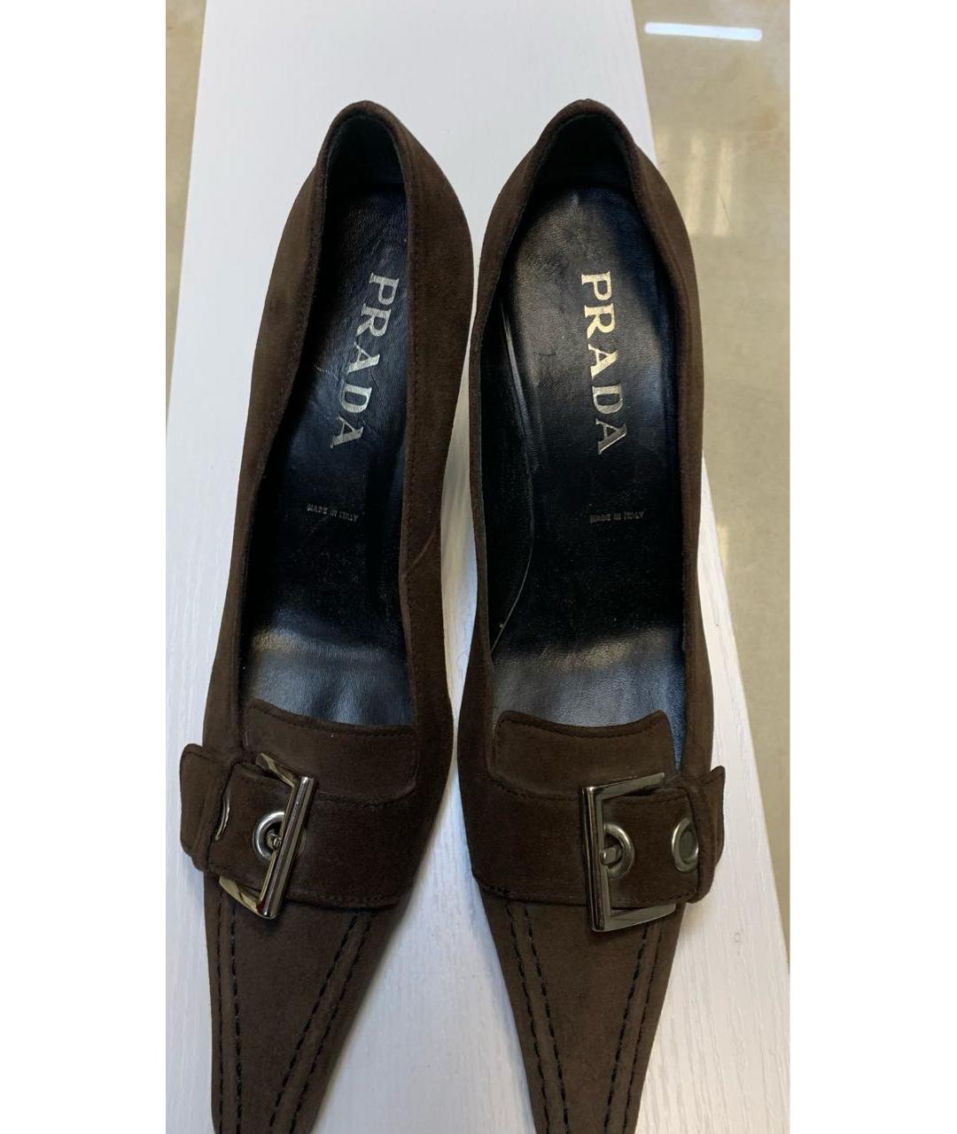 PRADA Коричневые замшевые туфли, фото 2