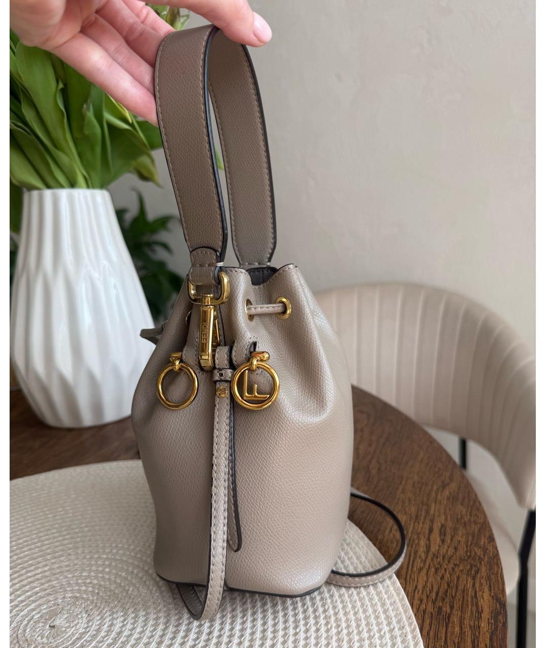 FENDI Бежевая кожаная сумка тоут, фото 3