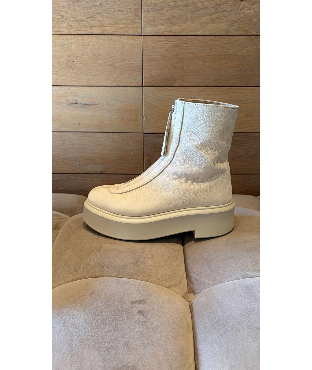 THE ROW Бежевые нубуковые полусапоги, фото 5