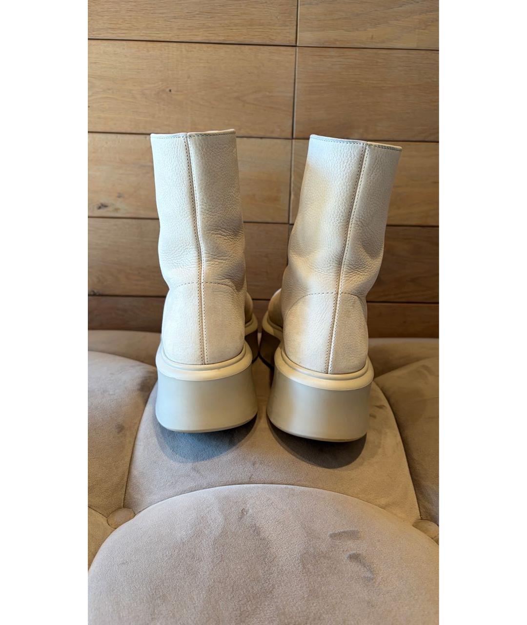 THE ROW Бежевые нубуковые полусапоги, фото 4